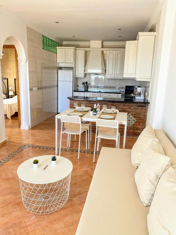 Apartamento Rio Adelfas Apartment เบนาคาราเฟ ภายนอก รูปภาพ